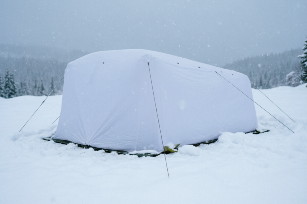 Бескаркасная палатка 10х8х5 м